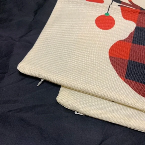 Festive Christmas Holiday Print Burlap Matching Set Pillow Case Set for Home - Picture 8 of 8